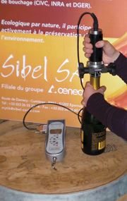 Mecmesin's cork extraction test benefits Sibel