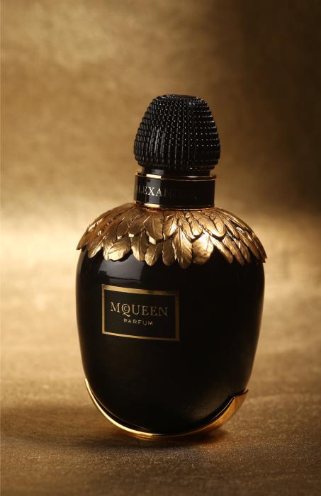 A "couture" packaging by groupe pochet for the new alexander mc queen fragrance